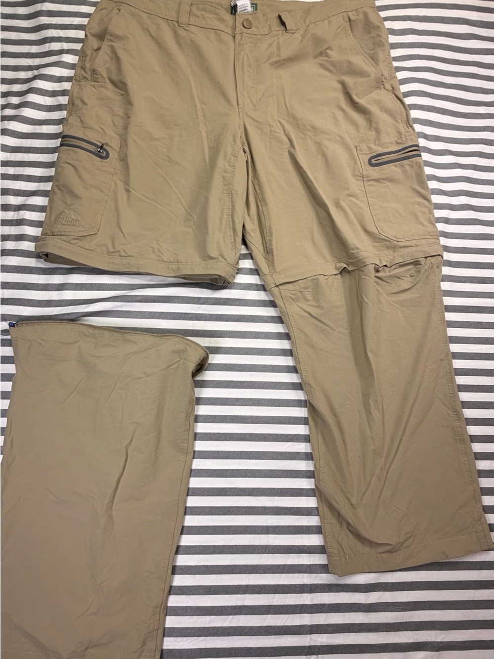L.L.Bean Mens 38 XL Convertible Hiking Pants Khaki Zip Off Cargo Stretch Outdoor